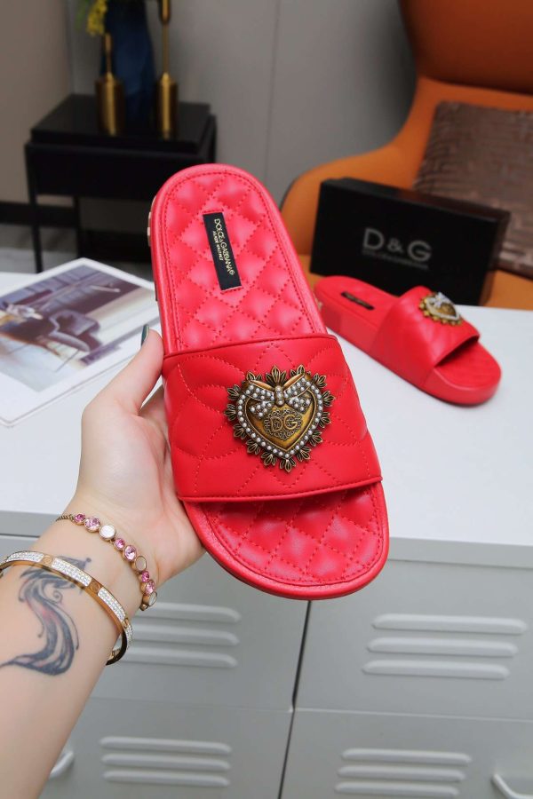 New Fashion Women Slippers 020