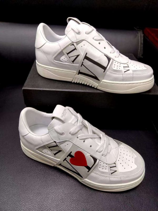 New Fashion Valentino Men Shoes 008