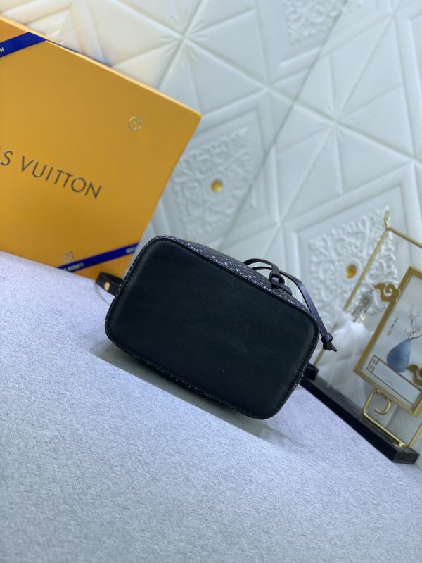 Luxury LV Handbag M22598