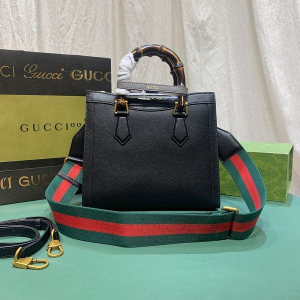 Luxury Gucci Handbag 702721