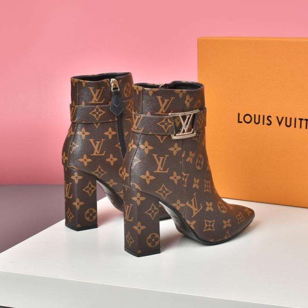 New Fashion Women LV Shoes 031