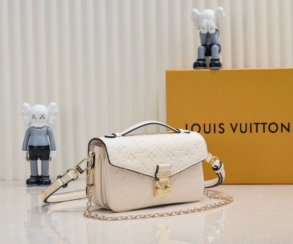 Luxury LV Handbag M22834