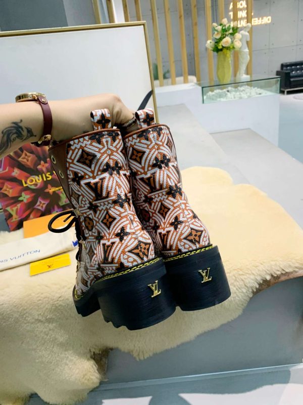 New Fashion Women LV Shoes 116