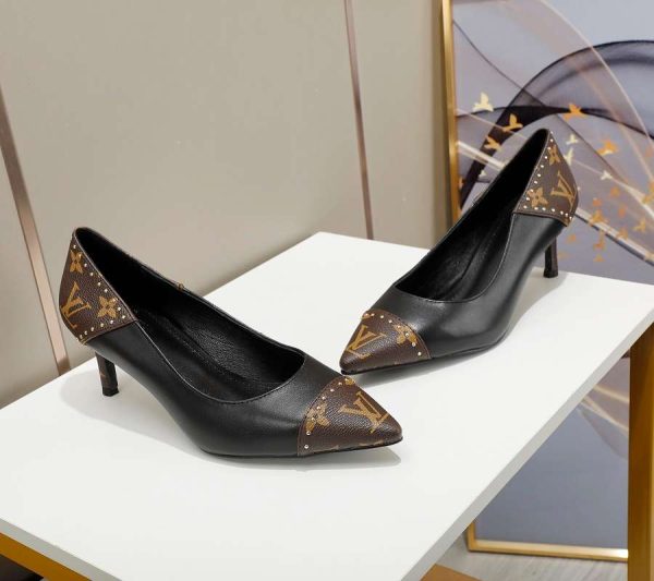 New Fashion Women LV Shoes 060