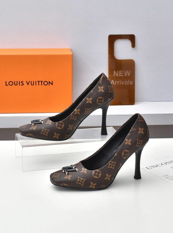 New Fashion Women LV Shoes 217