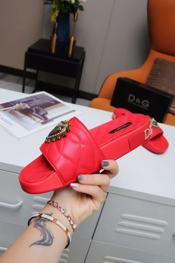 New Fashion Women Slippers 020