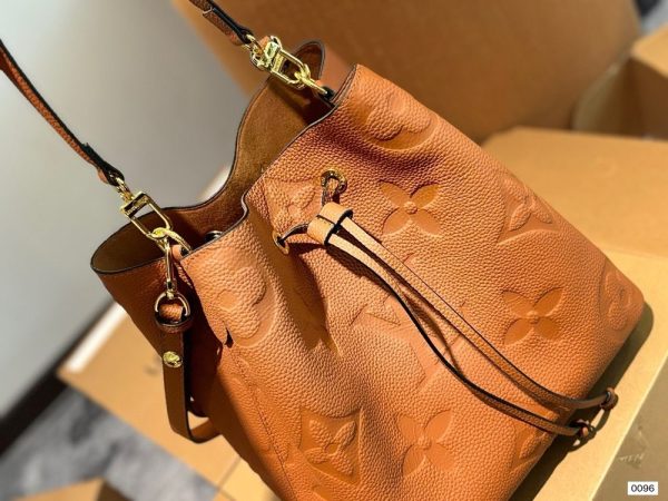 New Fashion LV Handbag L1042