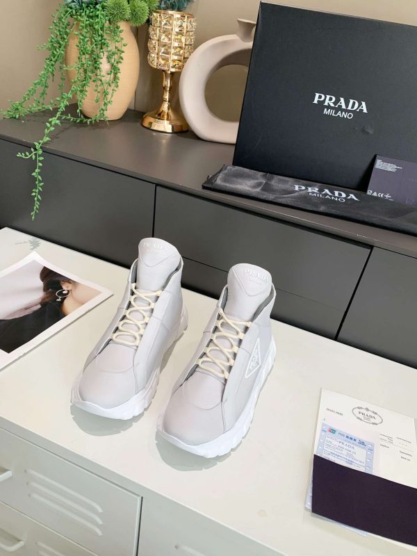 New Fashion Women Prada Shoes 003