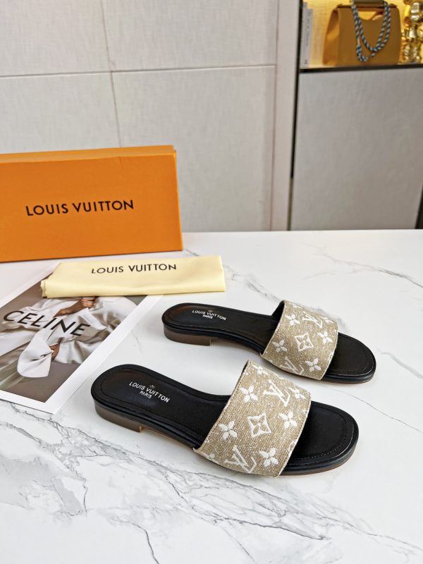 New Fashion Women LV Shoes 171