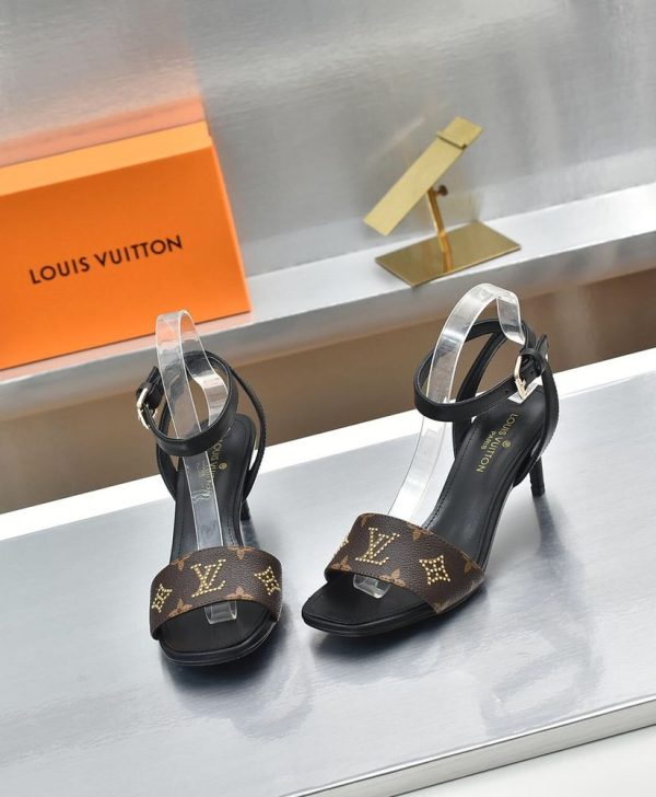 New Fashion Women LV Shoes 219