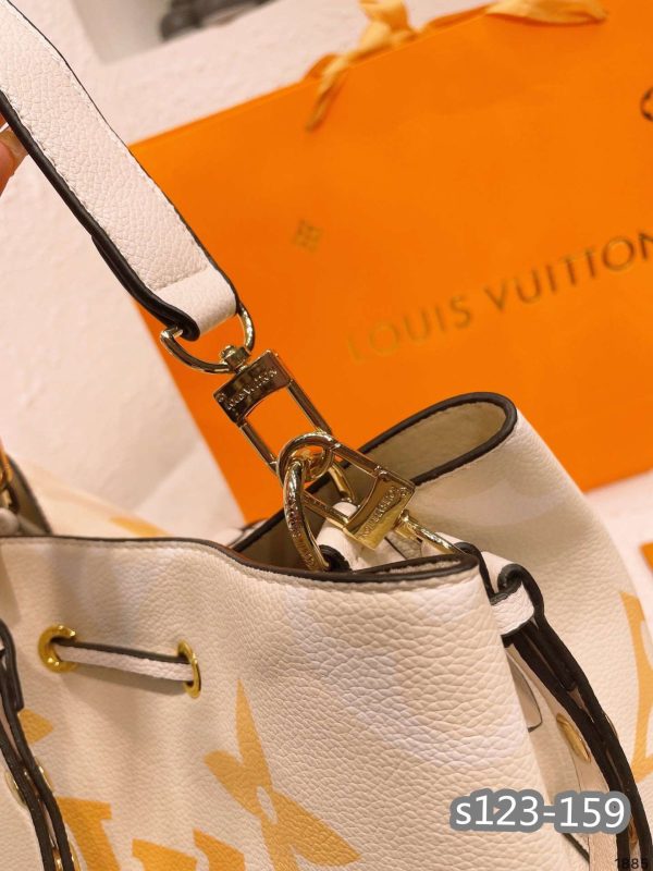 New Fashion LV Handbag L004