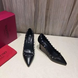 New Fashion Valentino Women Shoes 001