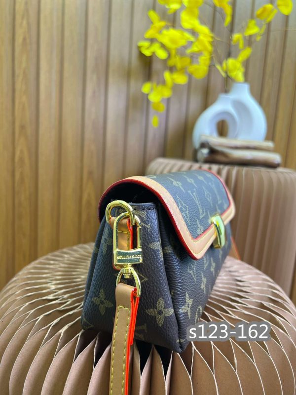 New Fashion LV Handbag L022