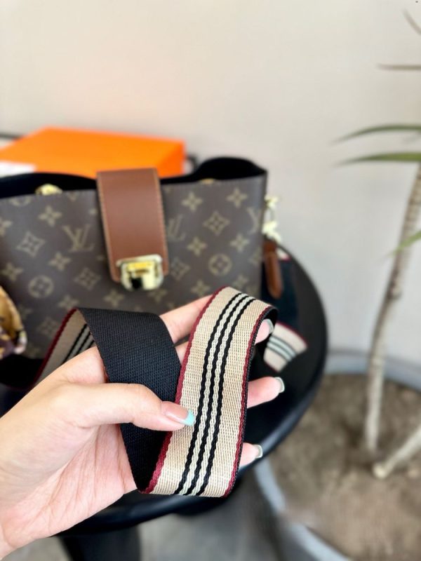 New Fashion LV Handbag L990