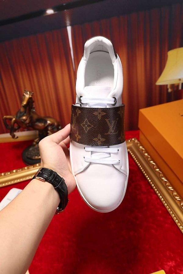 New Fashion Women LV Shoes 056