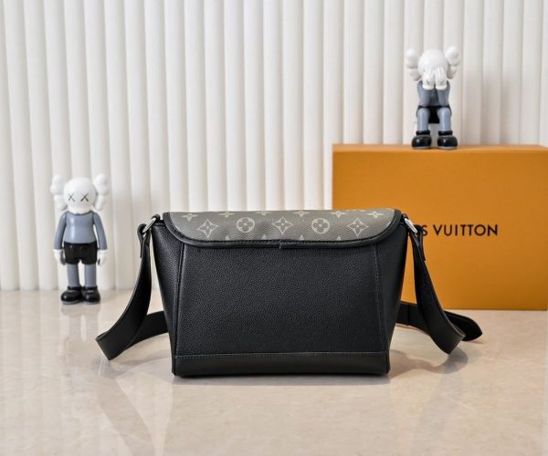 Luxury LV Handbag M12681