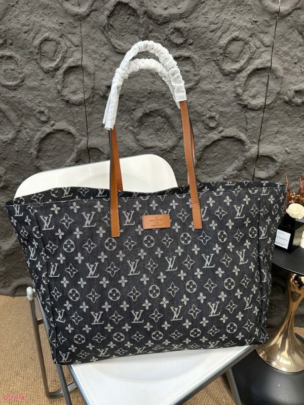 New Fashion LV Handbag L1383