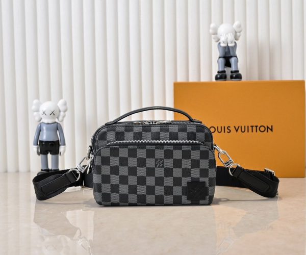 Luxury LV Handbag M11657