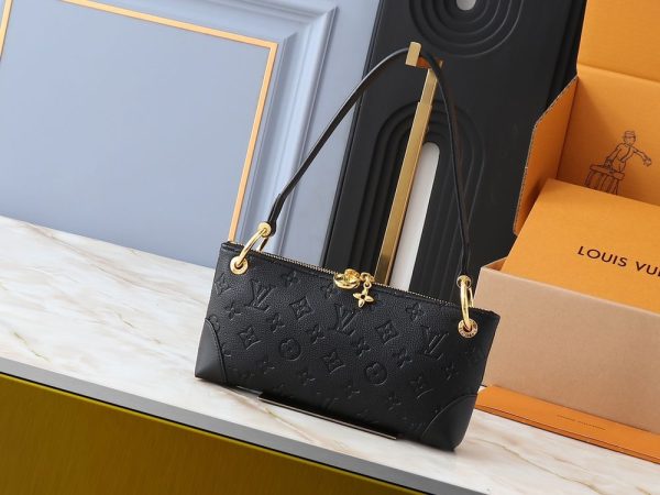 Luxury LV Handbag M12174