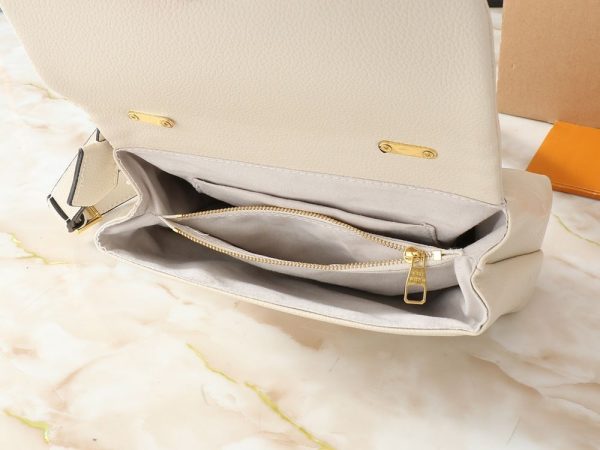 Luxury LV Handbag M45978-M46008