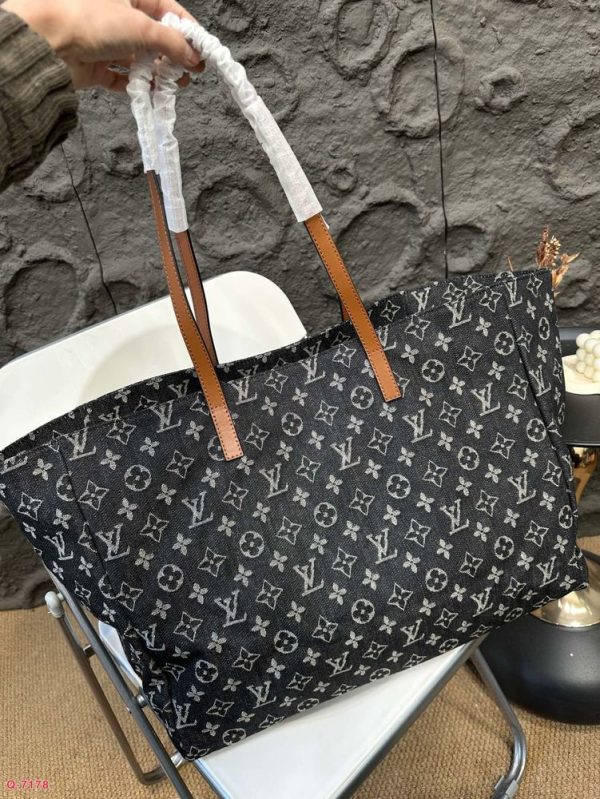 New Fashion LV Handbag L1383