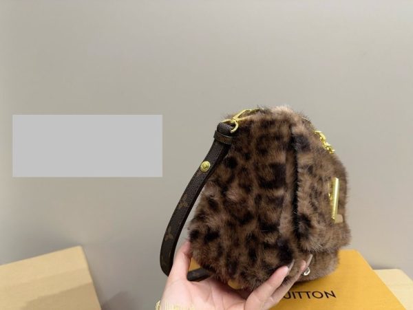 New Fashion LV Handbag L1356.2