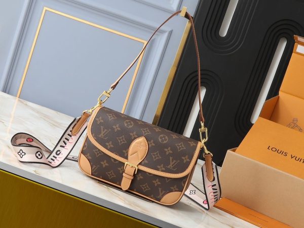 Luxury LV Handbag M46583-M46584