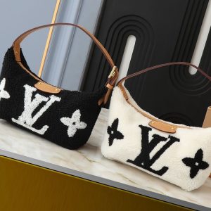 Luxury LV Handbag M11920