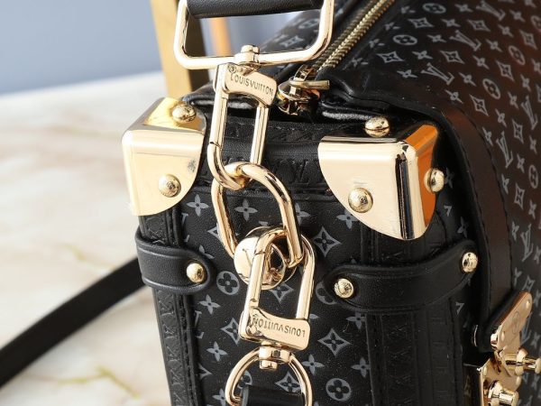 Luxury LV Handbag M46358