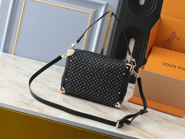 Luxury LV Handbag M46358