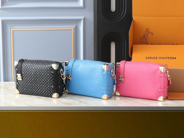 Luxury LV Handbag M46358