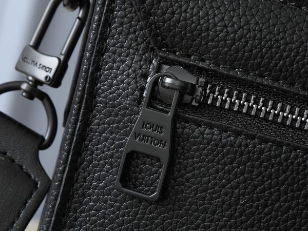 Luxury LV Handbag M21363-M57080