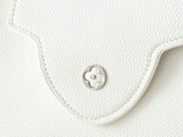 Luxury LV Handbag M24671
