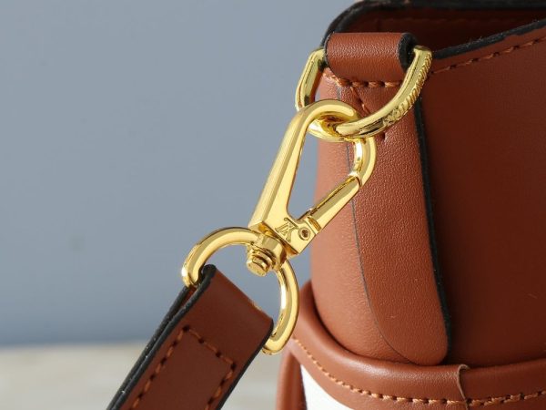 Luxury LV Handbag M20014
