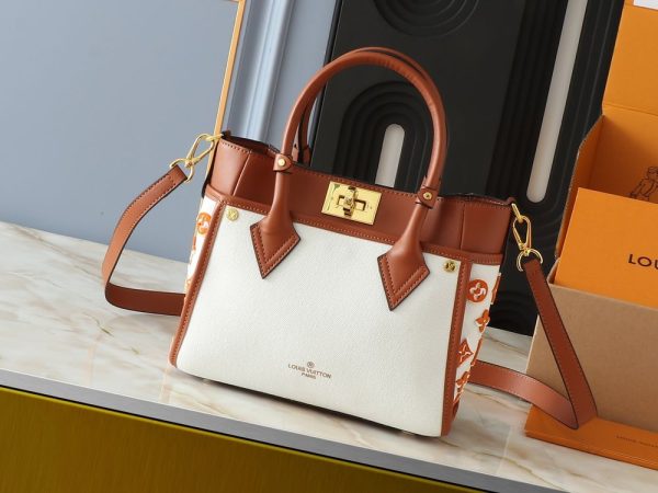 Luxury LV Handbag M20014
