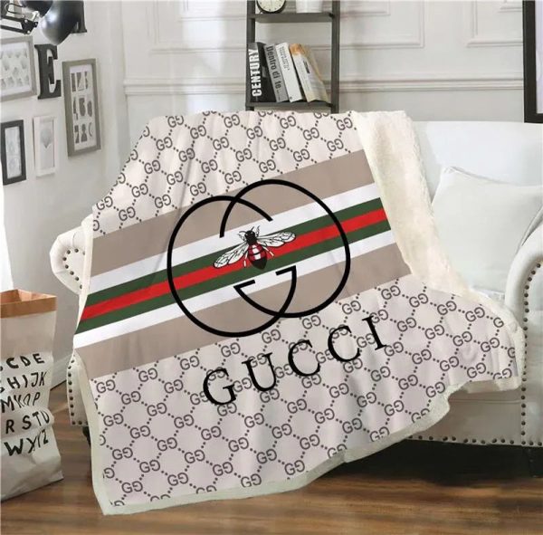 Almond Gucci Blanket 001