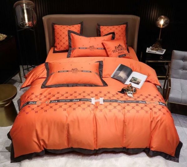 Hermes Paris Luxury Brand Light Red Bedding Sets 127