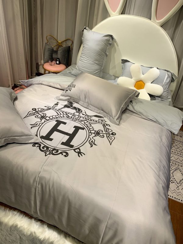 Hermes Paris Luxury Brand Type Bedding Sets Duvet Cover Bedroom Sets 101