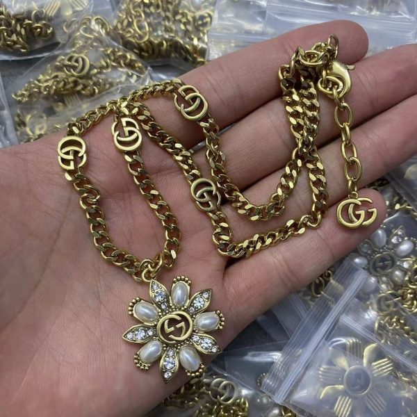 New Arrival Gucci Gold Necklace Women 010