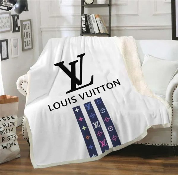 White Fashion Louis Vuitton Blanket 057