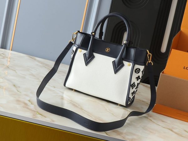 Luxury LV Handbag M20014