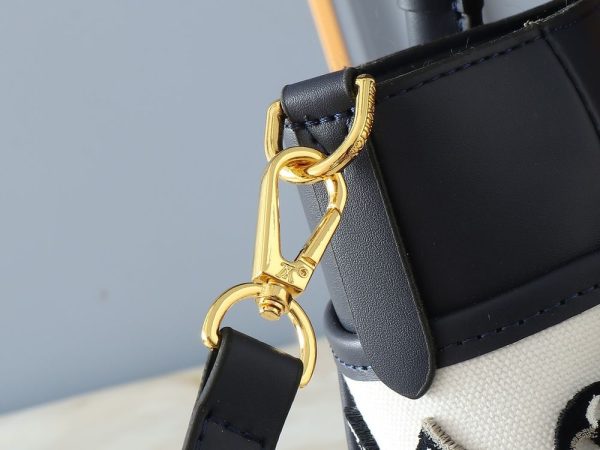 Luxury LV Handbag M20014