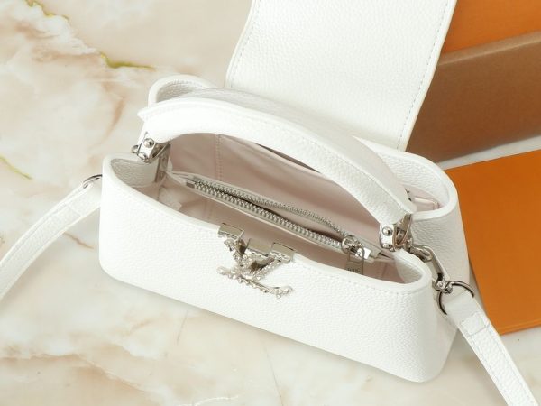 Luxury LV Handbag M24671