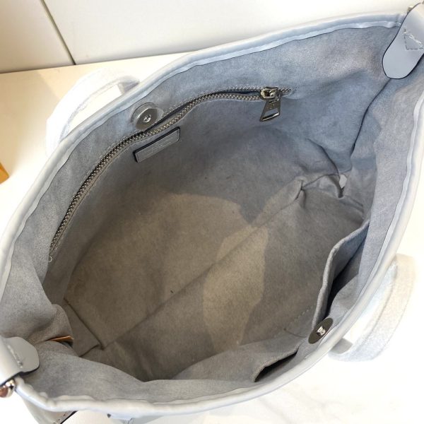 Luxury LV Handbag M24861