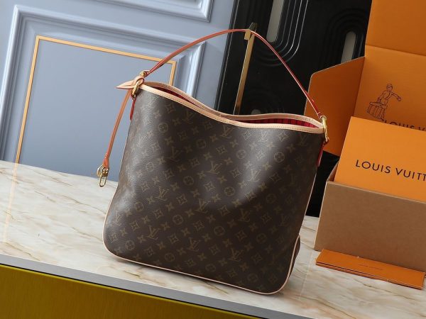 Luxury LV Handbag M50156