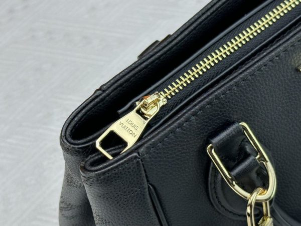Luxury LV Handbag M58188