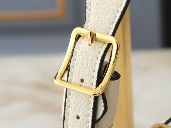 Luxury LV Handbag M46610.1