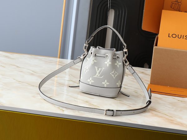 Luxury LV Handbag M82933