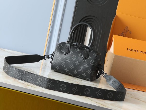 Luxury LV Handbag M24606