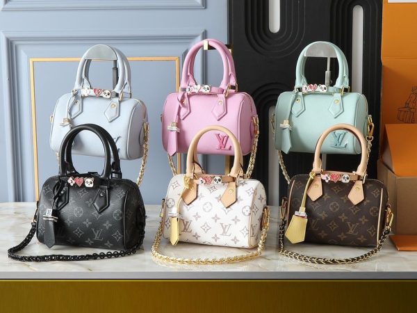 Luxury LV Handbag M24606
